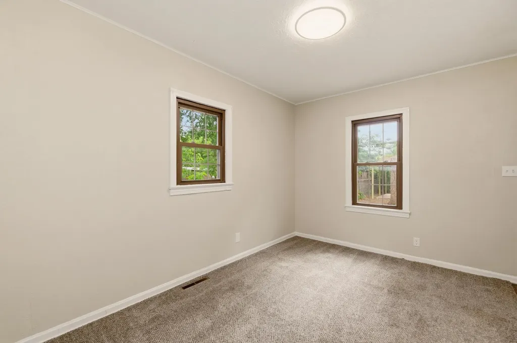 1642 S Mosley Wichita KS 67211