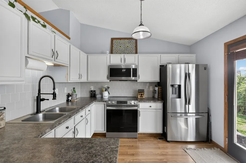 100 S Stoneridge Street Valley Center KS 67147