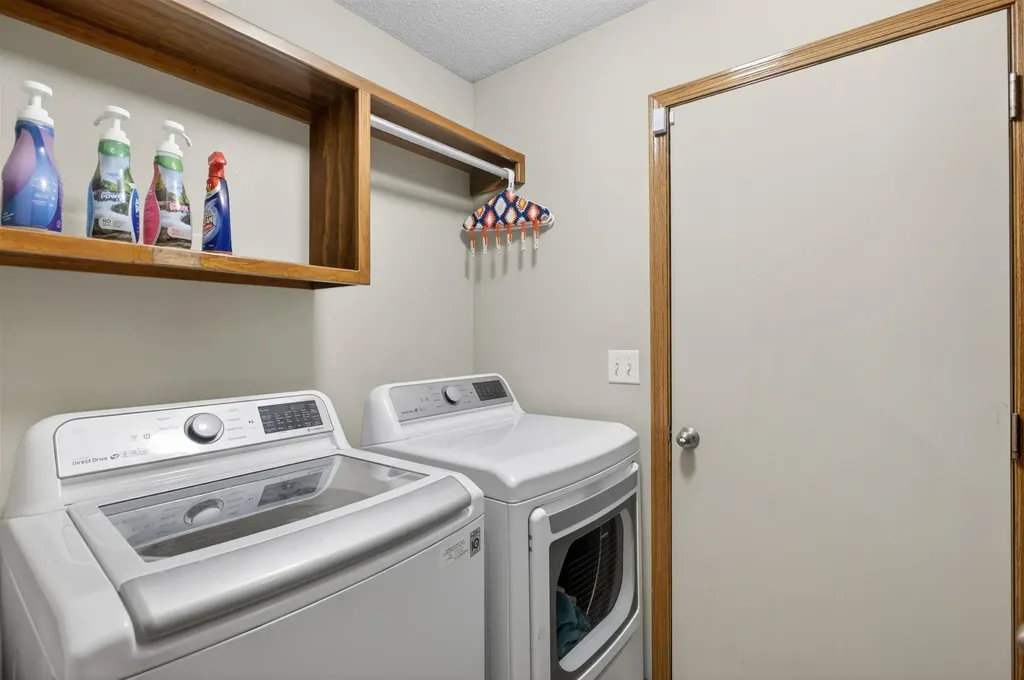 100 S Stoneridge Street Valley Center KS 67147