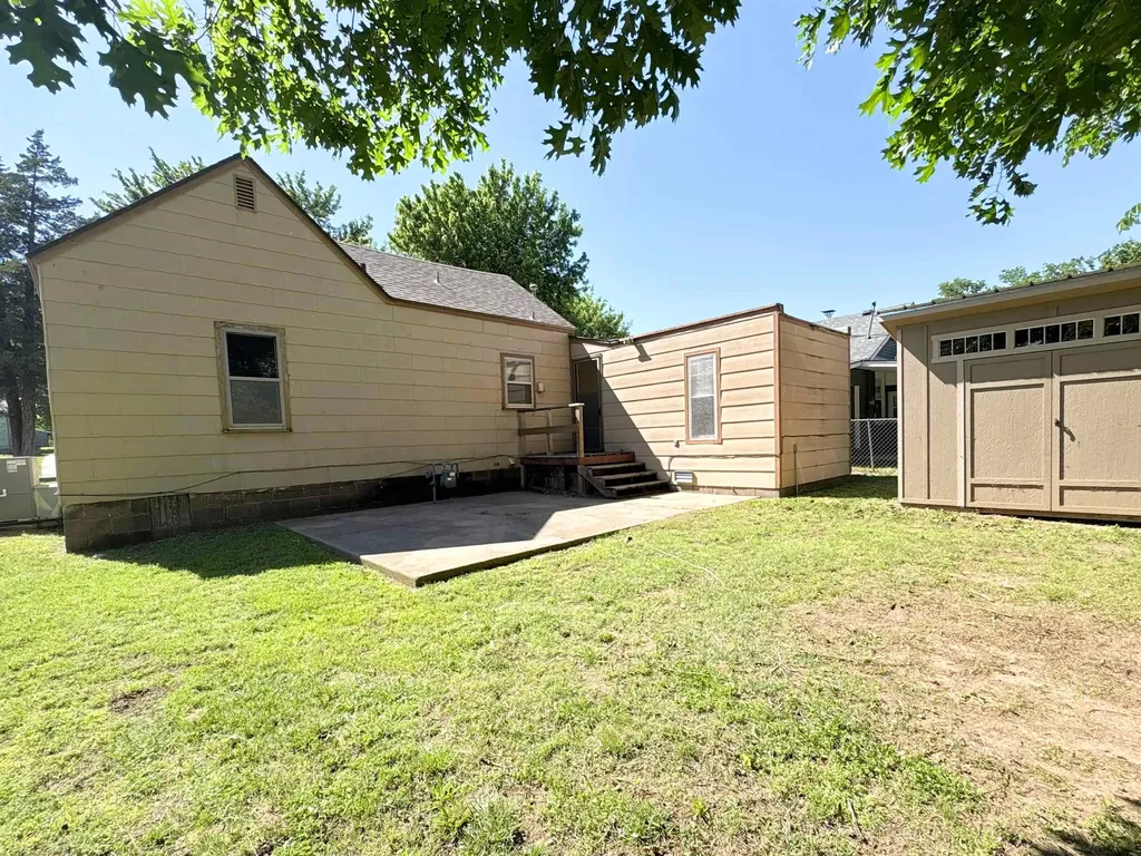 1316 N 9 Th Arkansas City KS 67005