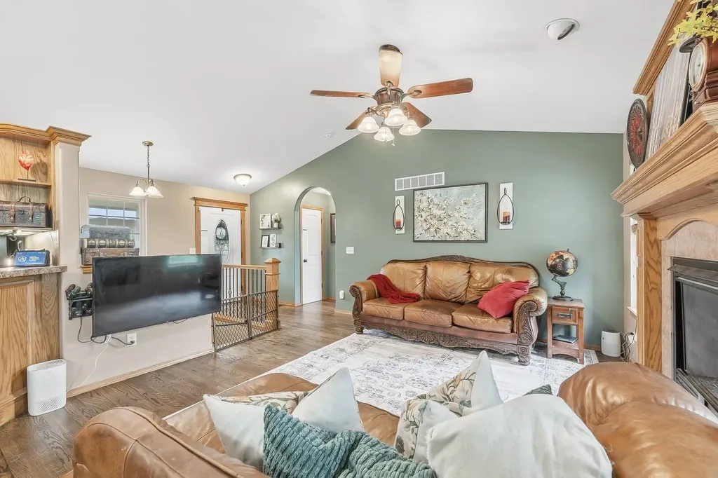 3590 N Forest Ridge Wichita KS 67205