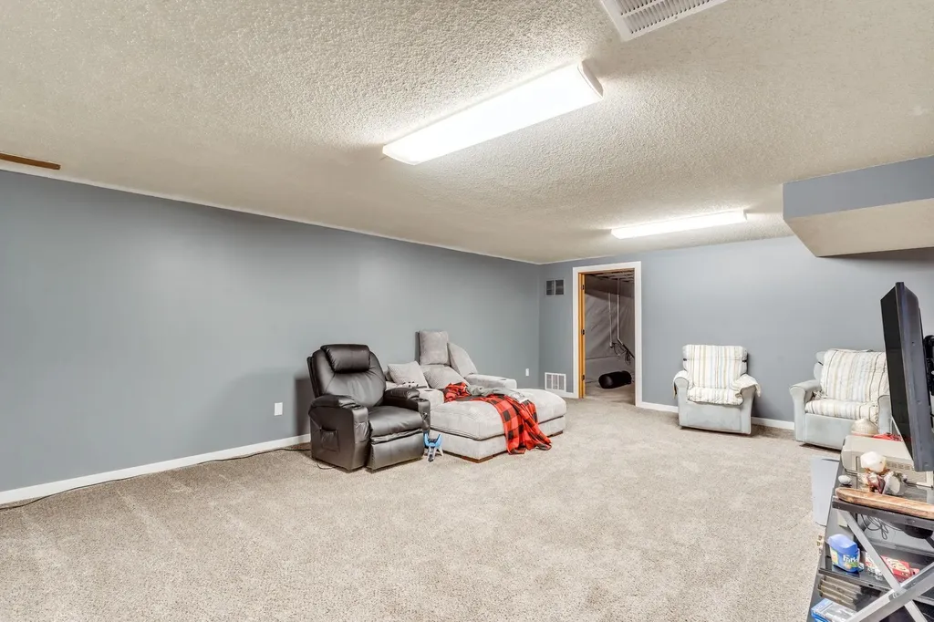1511-1513 S Edwards Avenue Wichita KS 67213