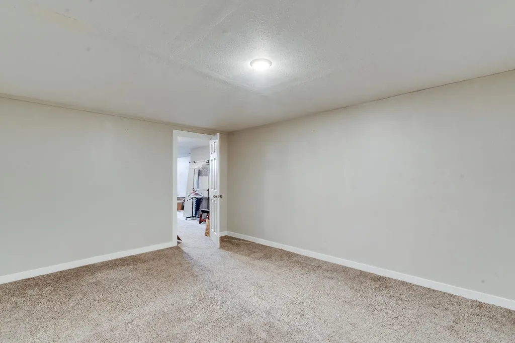 1511-1513 S Edwards Avenue Wichita KS 67213