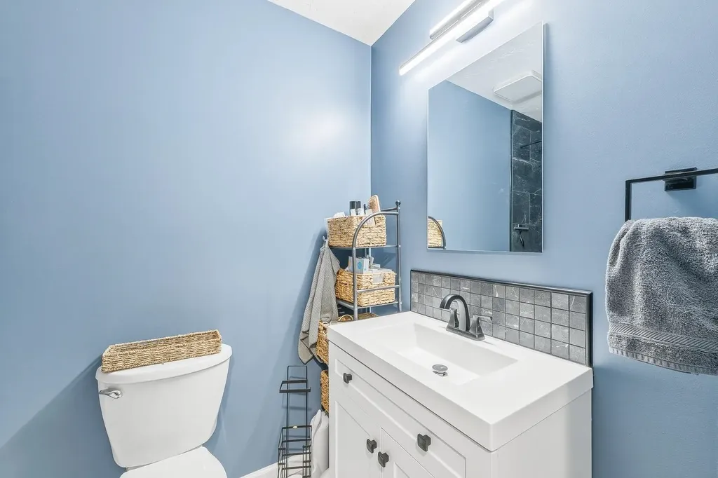 6 N Ridge Way Road Rose Hill KS 67133-9431
