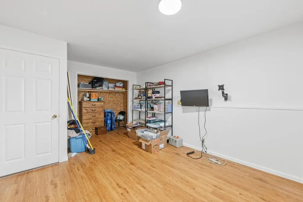 6 N Ridge Way Road Rose Hill KS 67133-9431