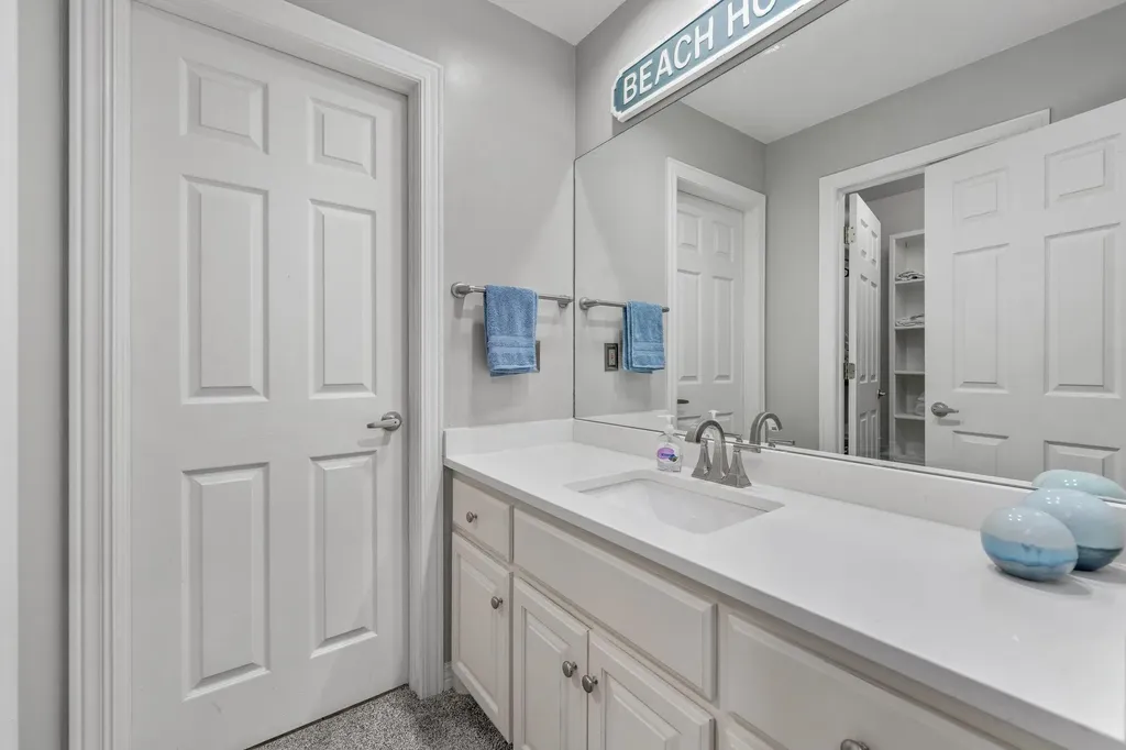1501 N Castle Rock Wichita KS 67230