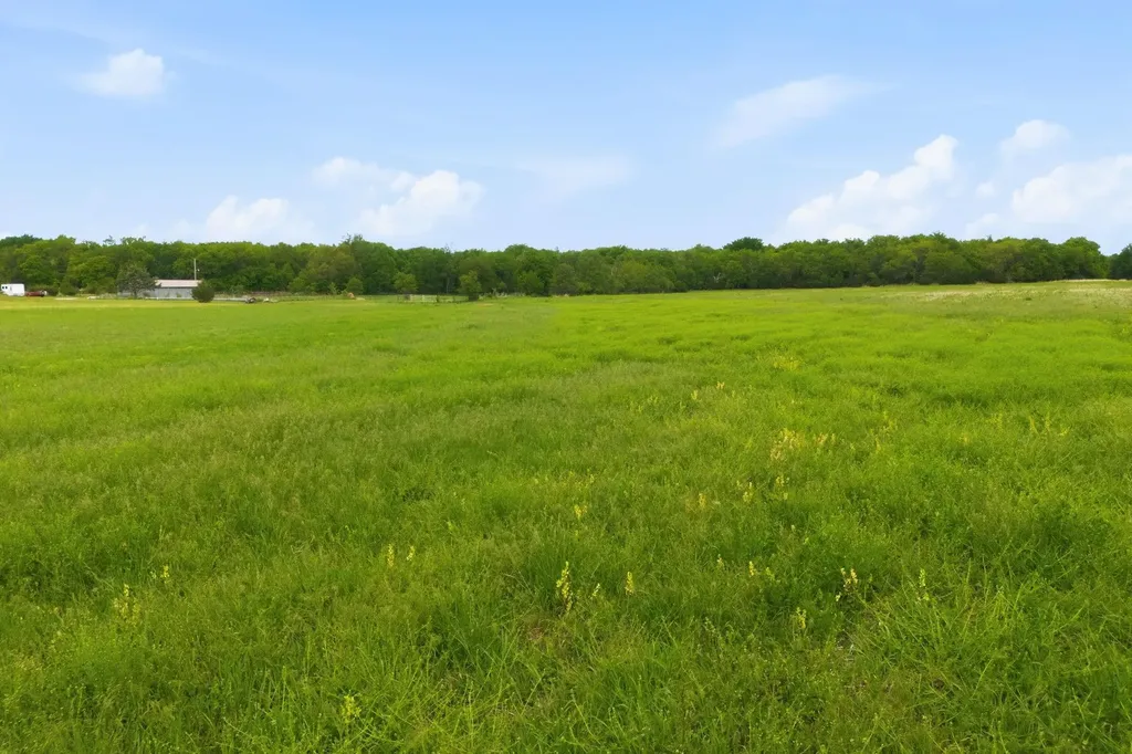 1632 E 140th Avenue N Mulvane KS 67110