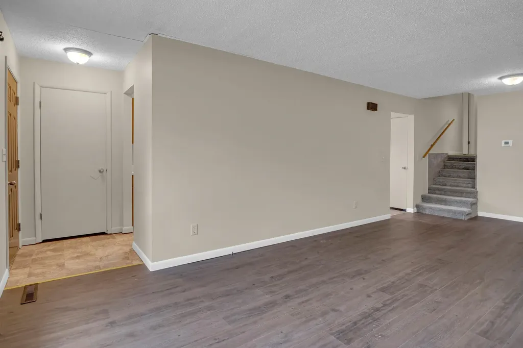 701-703 W 17th Street Newton KS 67114
