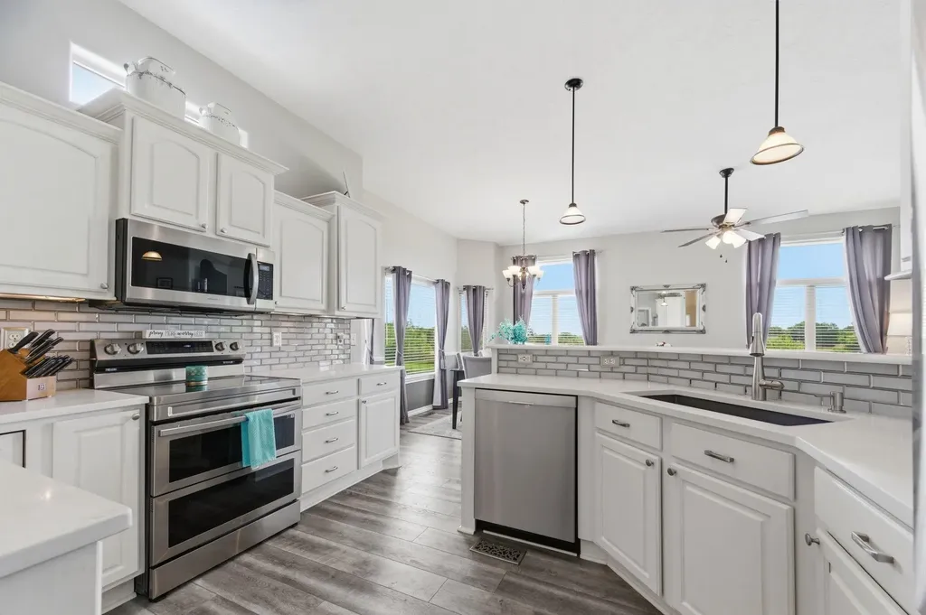 13905 W Taylor Circle Wichita KS 67235