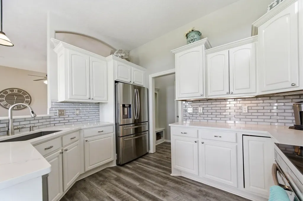 13905 W Taylor Circle Wichita KS 67235