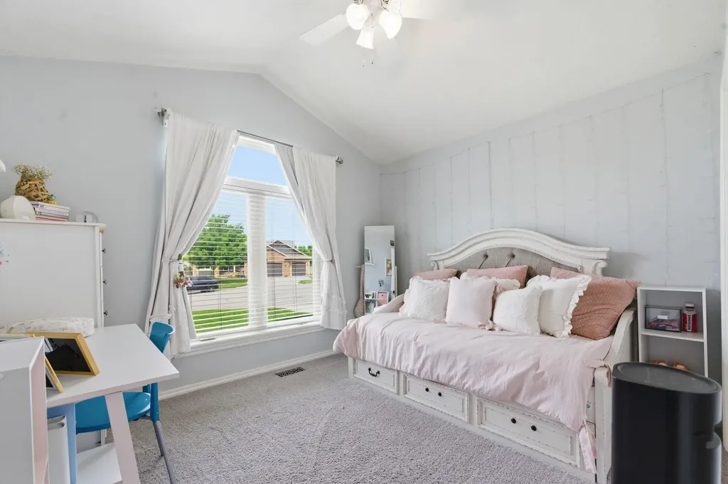 13905 W Taylor Circle Wichita KS 67235
