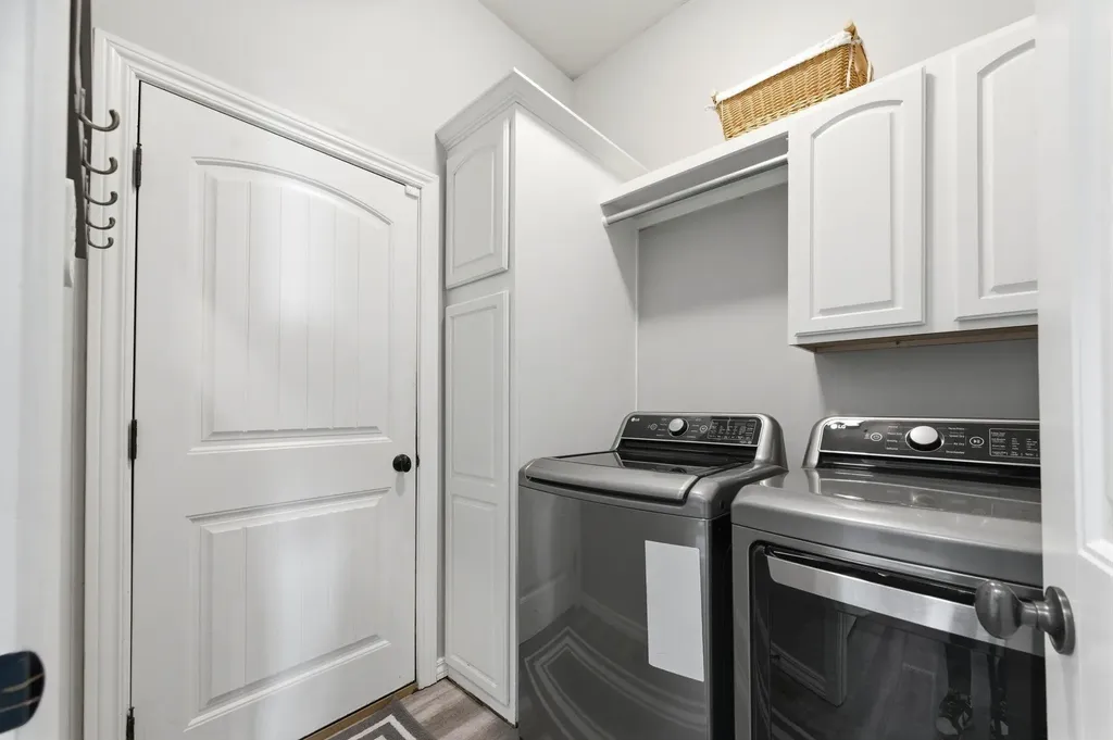 13905 W Taylor Circle Wichita KS 67235