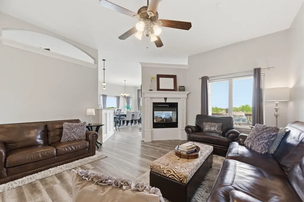 13905 W Taylor Circle Wichita KS 67235