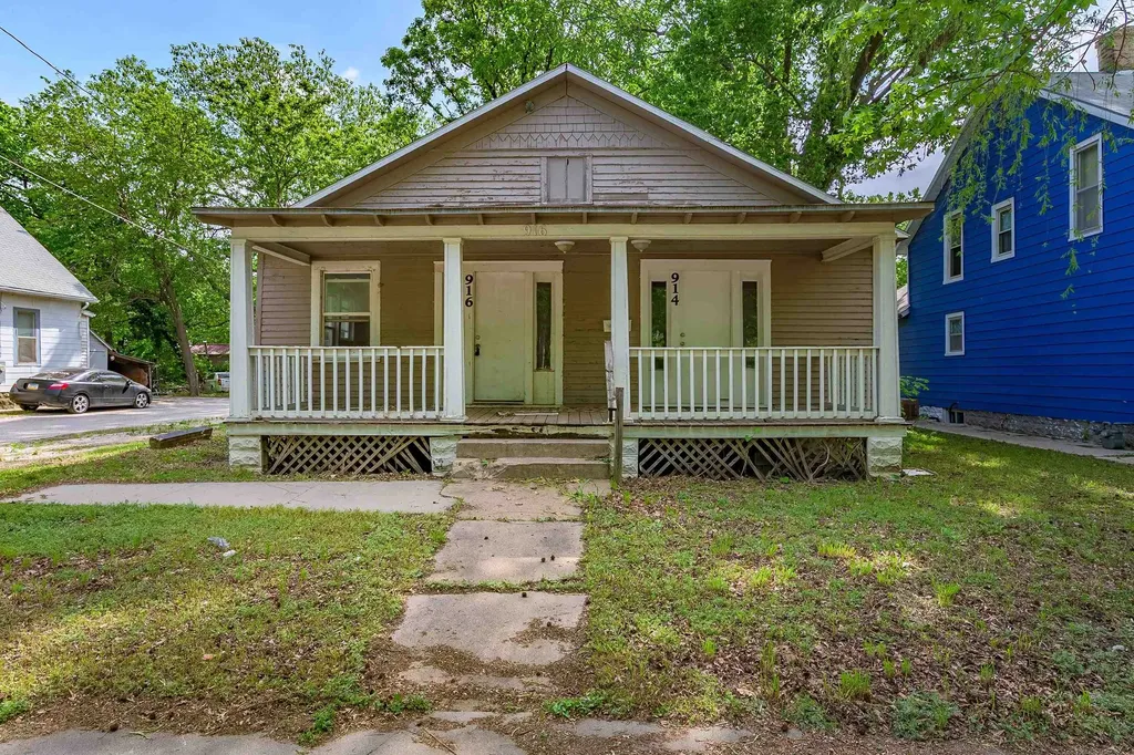 914 N High Street Newton KS 67114
