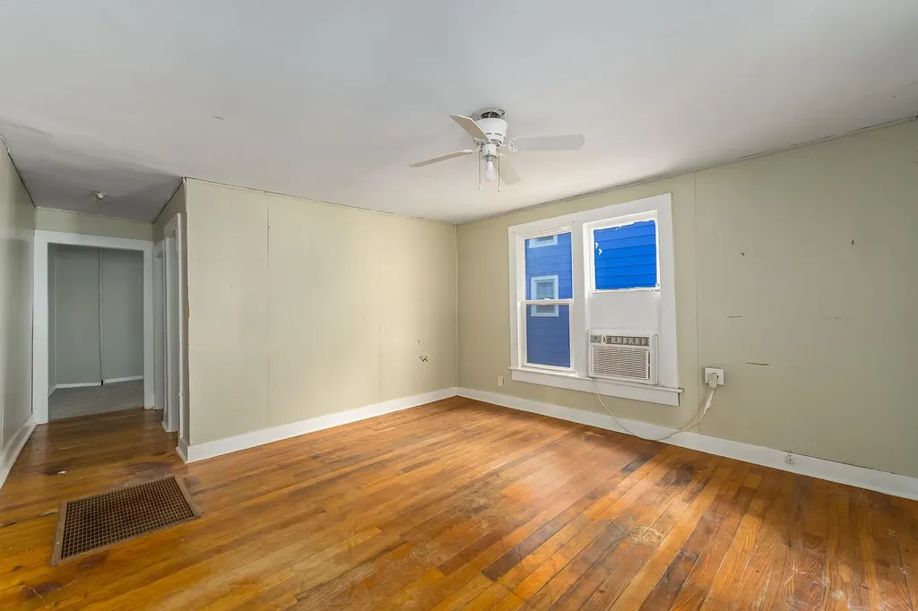 914 N High Street Newton KS 67114