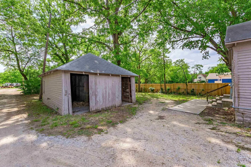 914 N High Street Newton KS 67114