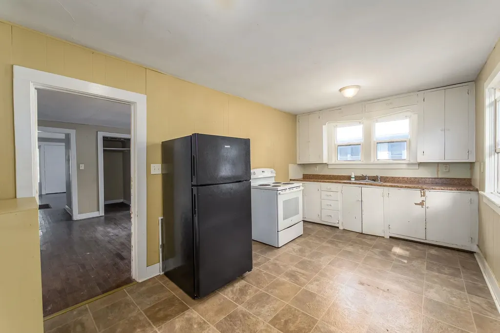 914 N High Street Newton KS 67114