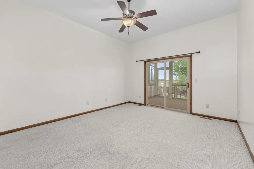 2522 N Graystone Circle Wichita KS 67228-8039