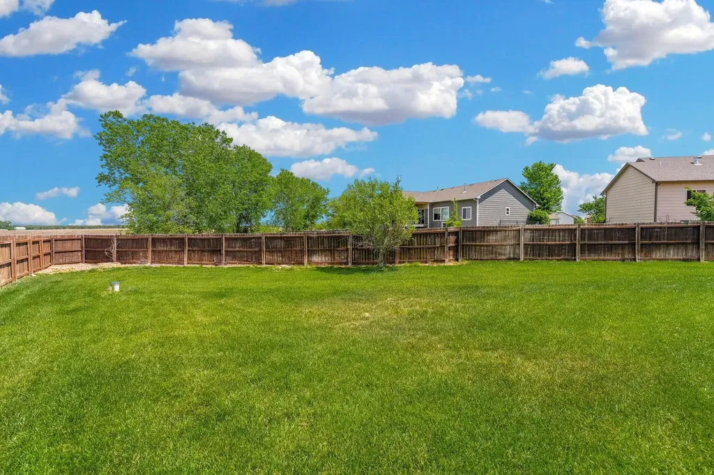 2522 N Graystone Circle Wichita KS 67228-8039