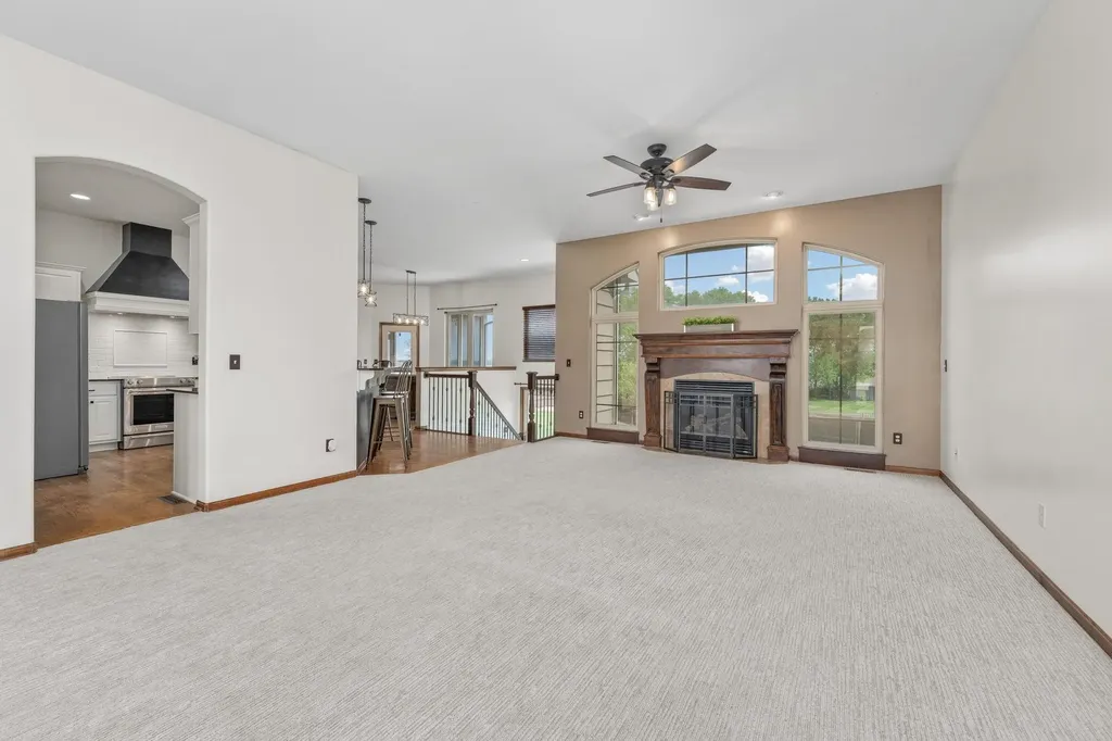 2522 N Graystone Circle Wichita KS 67228-8039