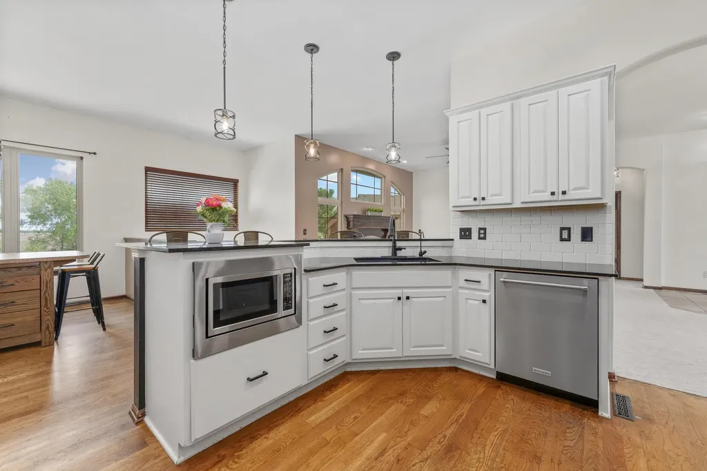 2522 N Graystone Circle Wichita KS 67228-8039