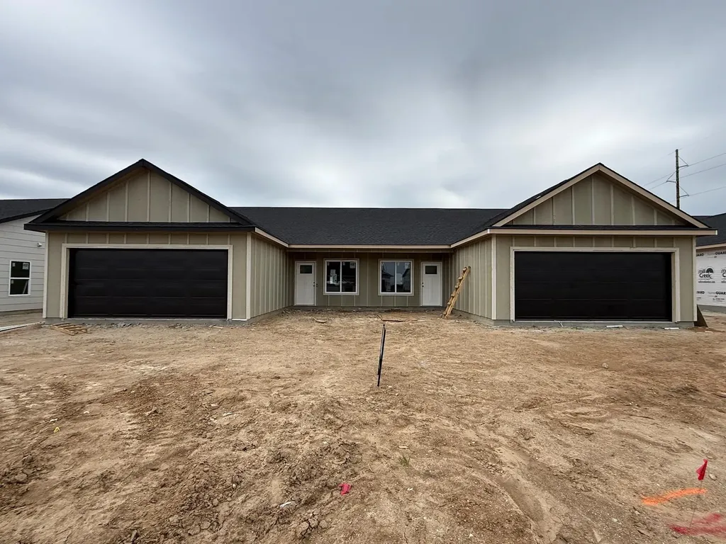 9610/9612 E Wassall Street Wichita KS 67210