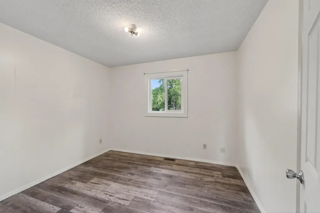 1600 E 87th Street S Haysville KS 67060
