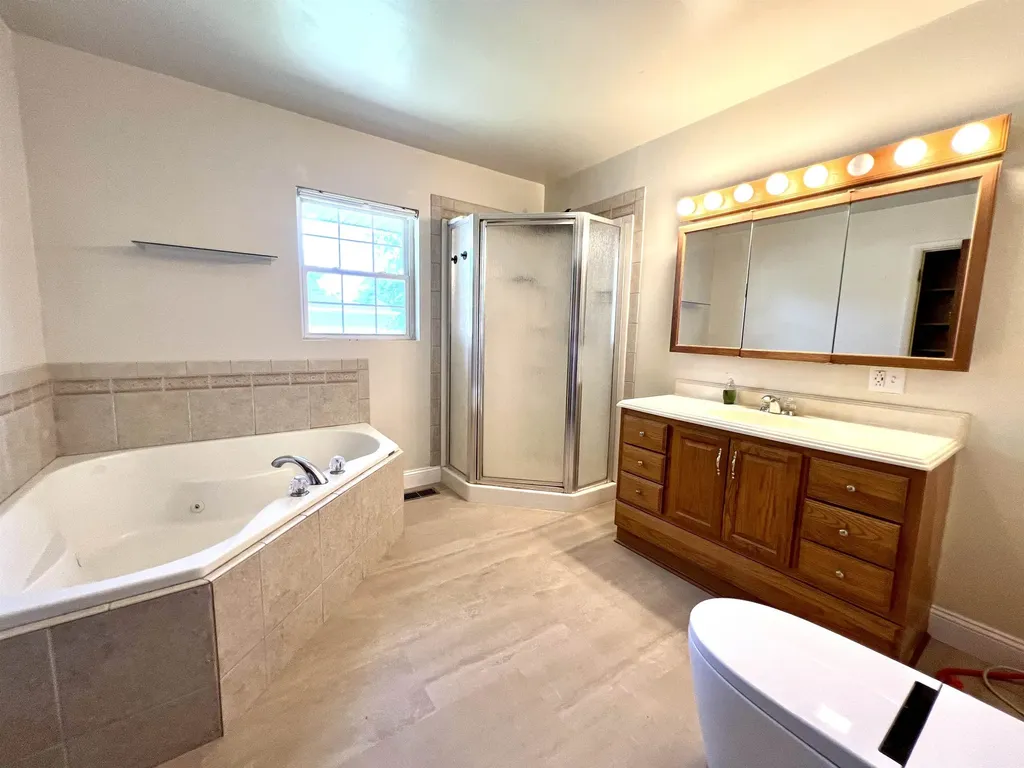 1124 N 7th Arkansas City KS 67005