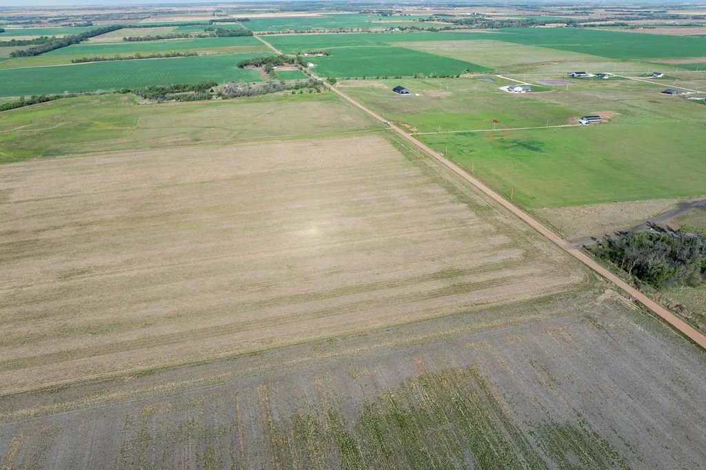 00000 E Bluff Cheney KS 67025