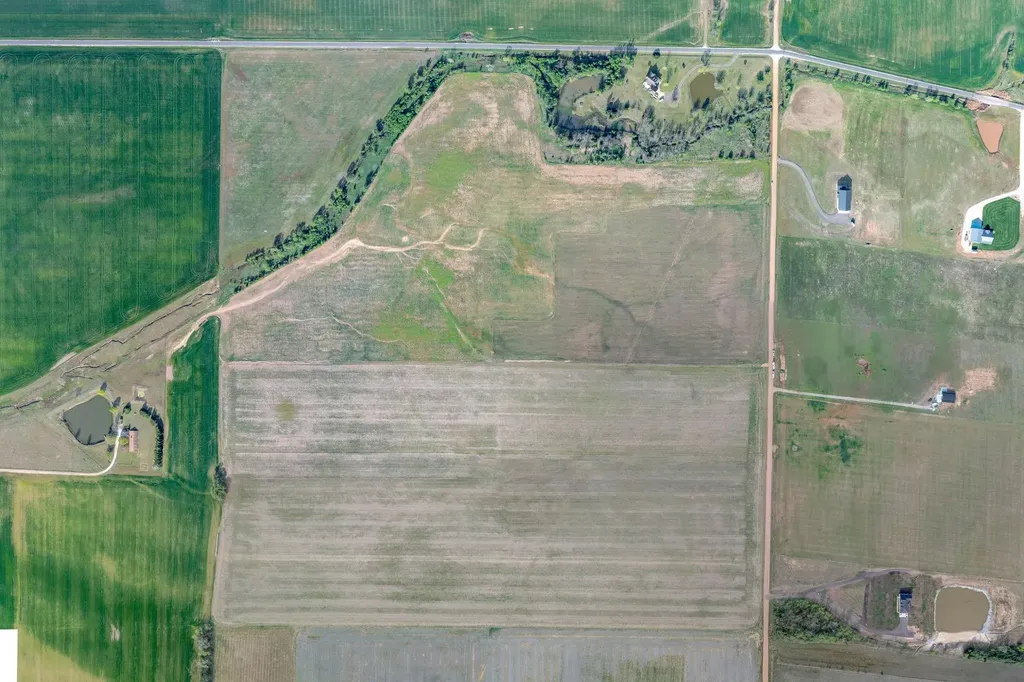 00000 E Bluff Cheney KS 67025