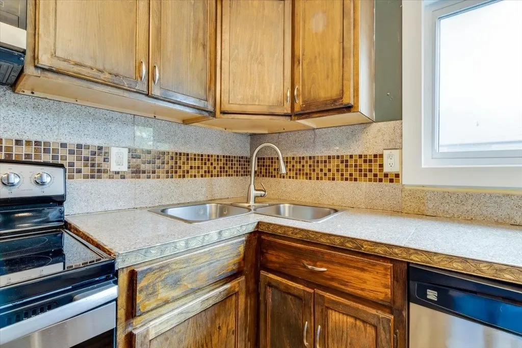 342 S Illinois Street Wichita KS 67213