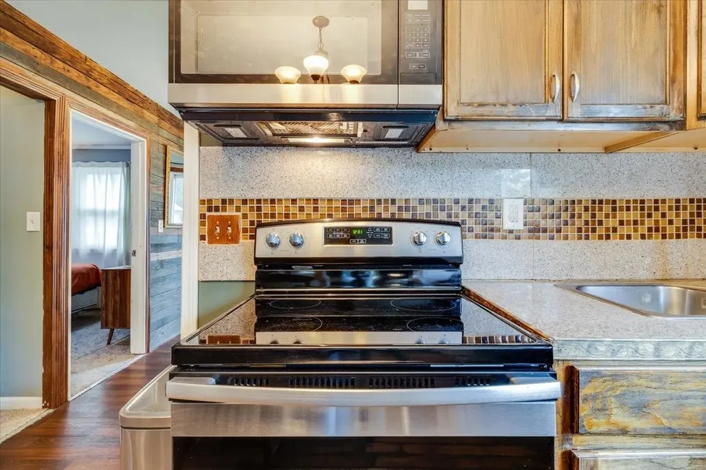342 S Illinois Street Wichita KS 67213