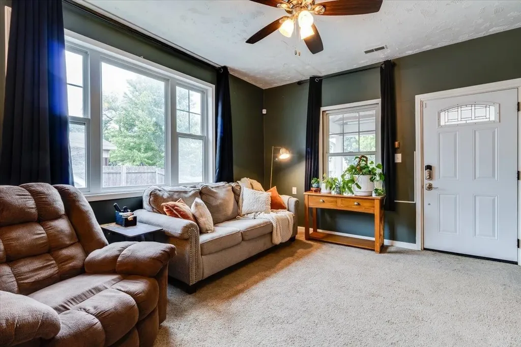 342 S Illinois Street Wichita KS 67213