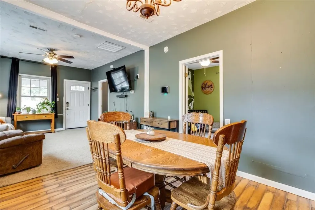 342 S Illinois Street Wichita KS 67213