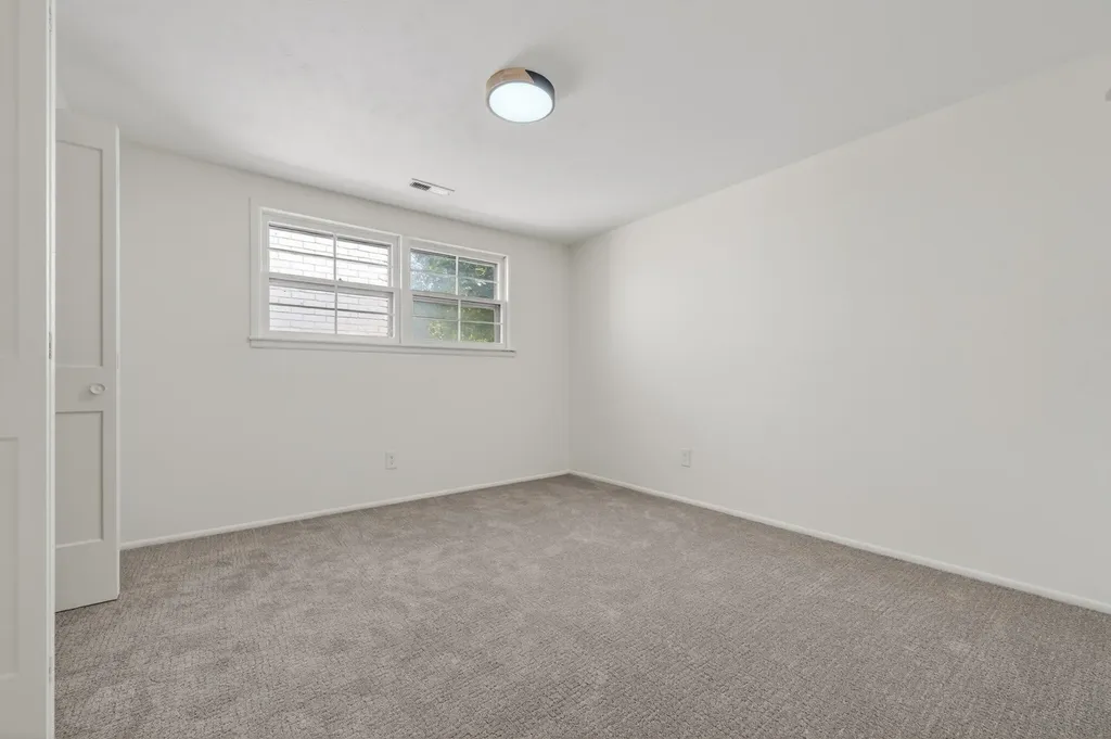 116 N Burr Oak Road Wichita KS 67206