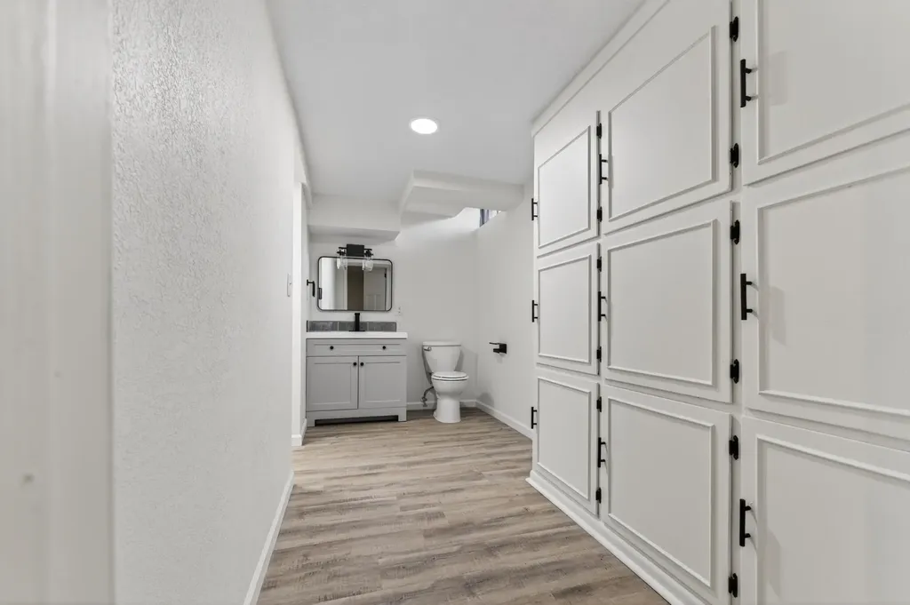 116 N Burr Oak Road Wichita KS 67206
