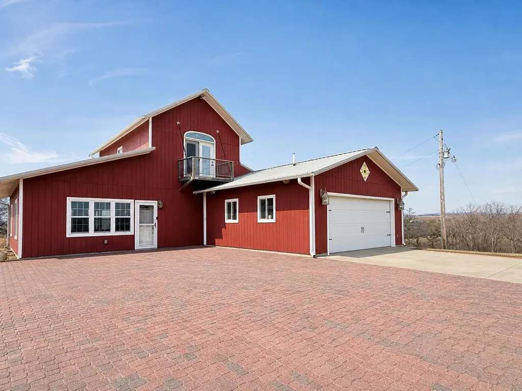 33225 Wabaunsee Alma KS 66401