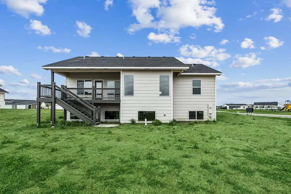 1113 W Trek Circle Goddard KS 67052