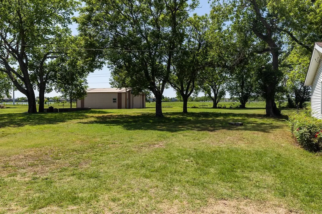 2107 N 135th Wichita KS 67235