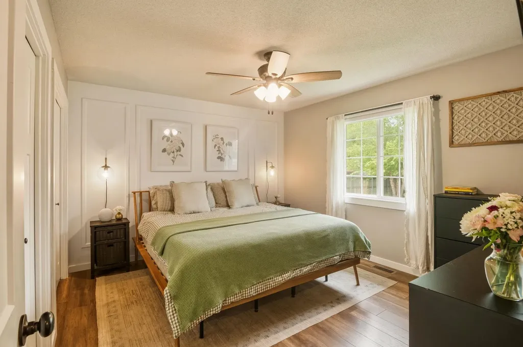 2427 N Parkdale Wichita KS 67205