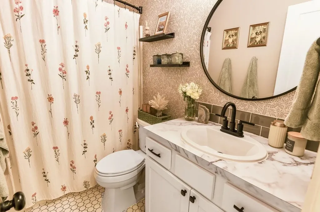 2427 N Parkdale Wichita KS 67205