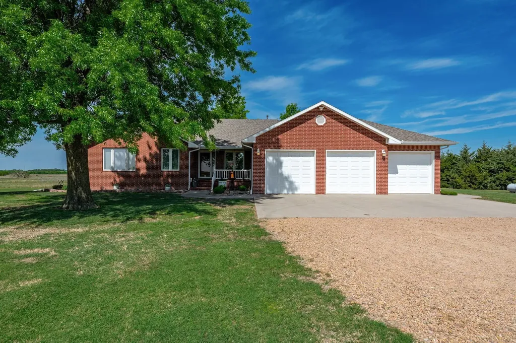 125 N 263rd Garden Plain KS 67050