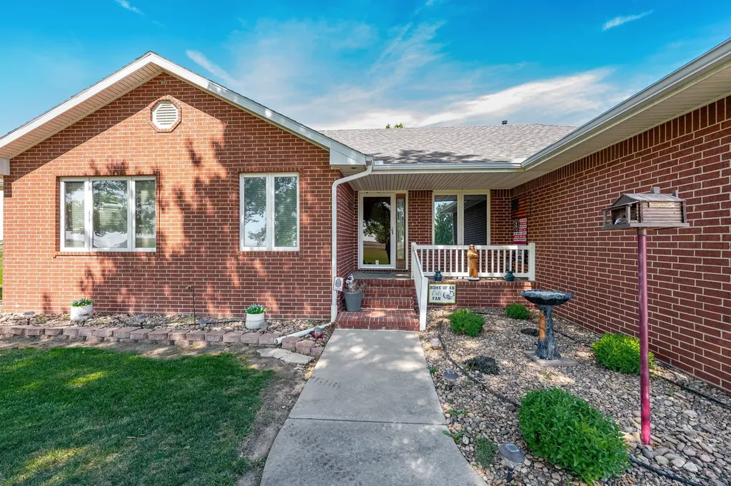 125 N 263rd Garden Plain KS 67050