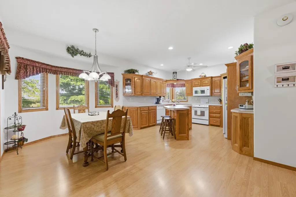 125 N 263rd Garden Plain KS 67050