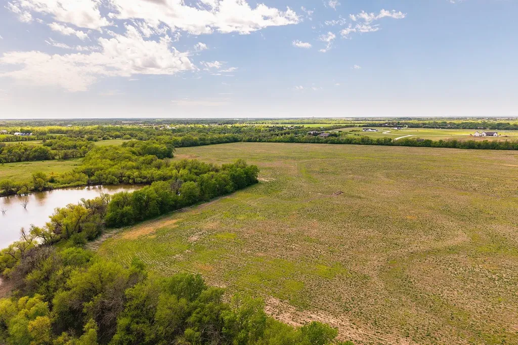 41+/- Acres At E 47th St S & S 127th Street E Derby KS 67037