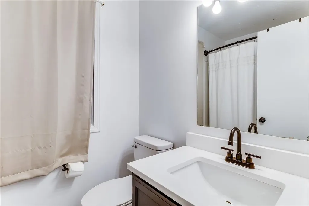 2213 N Fallen Tree Court Derby KS 67037