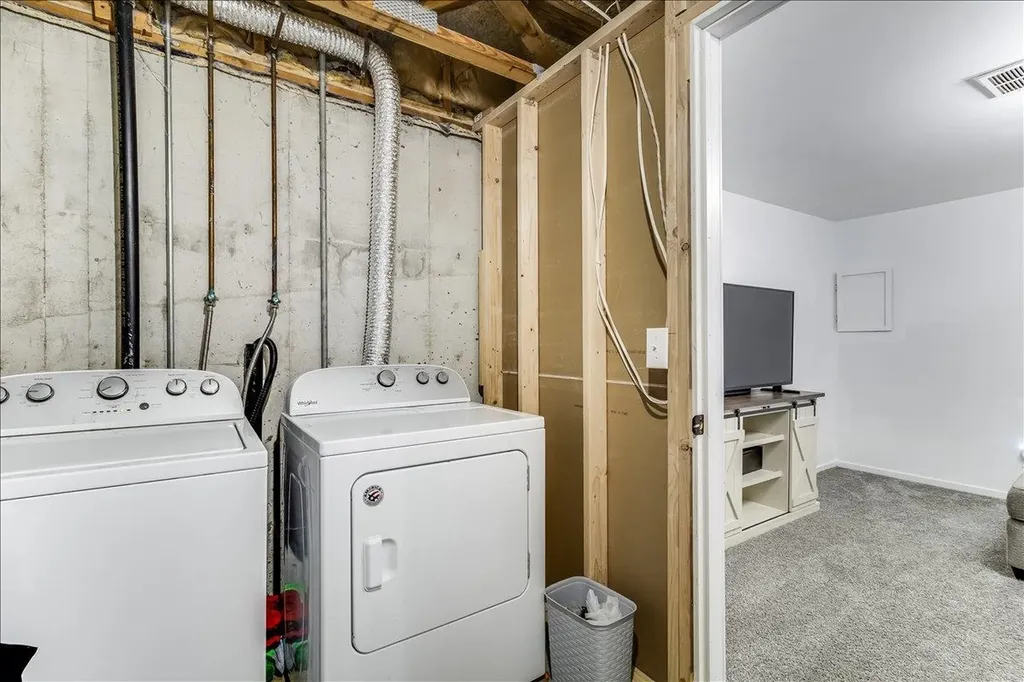 2213 N Fallen Tree Court Derby KS 67037