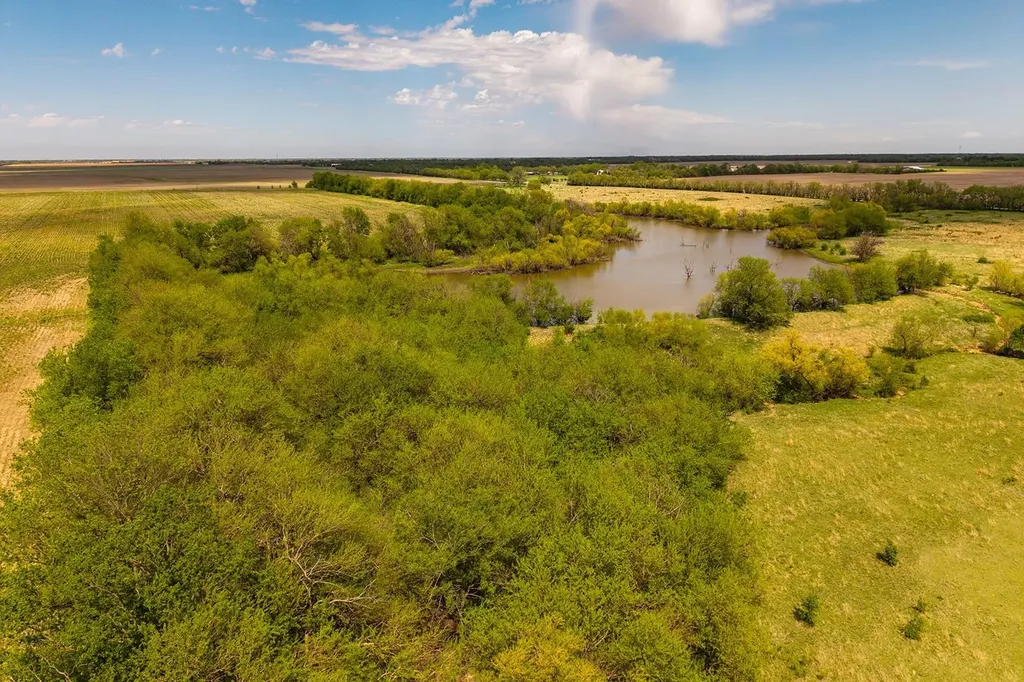 41+/- Acres At E 47th St S & S 127th Street E Derby KS 67037