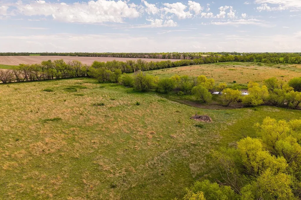 41+/- Acres At E 47th St S & S 127th Street E Derby KS 67037