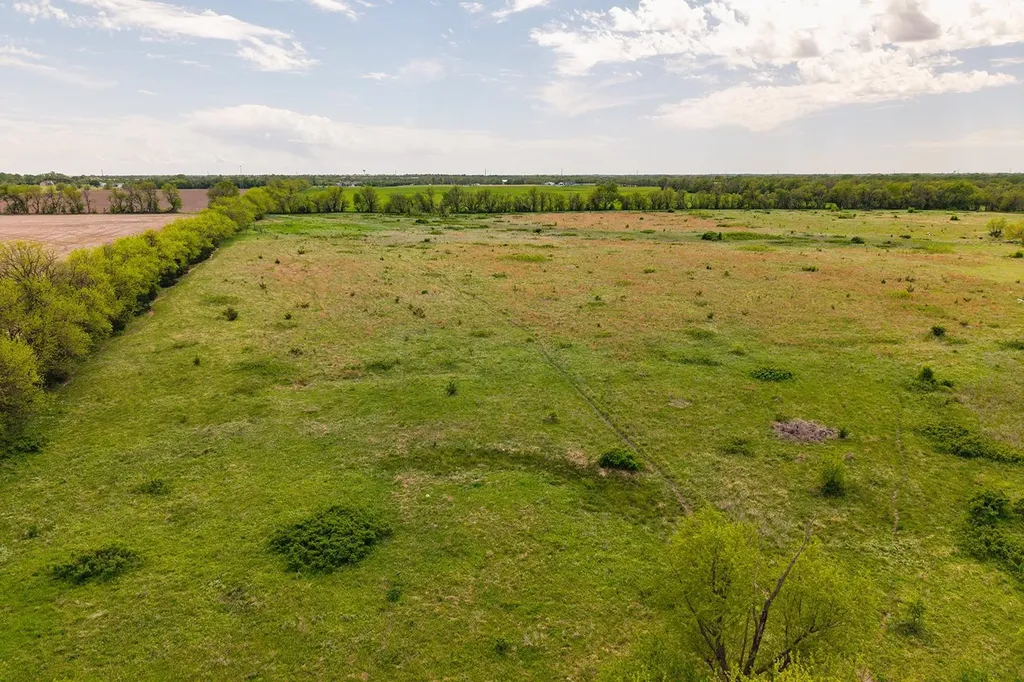 41+/- Acres At E 47th St S & S 127th Street E Derby KS 67037